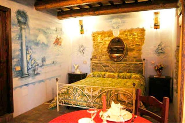 Il Paradiso Del Re Arcevia Zimmer foto